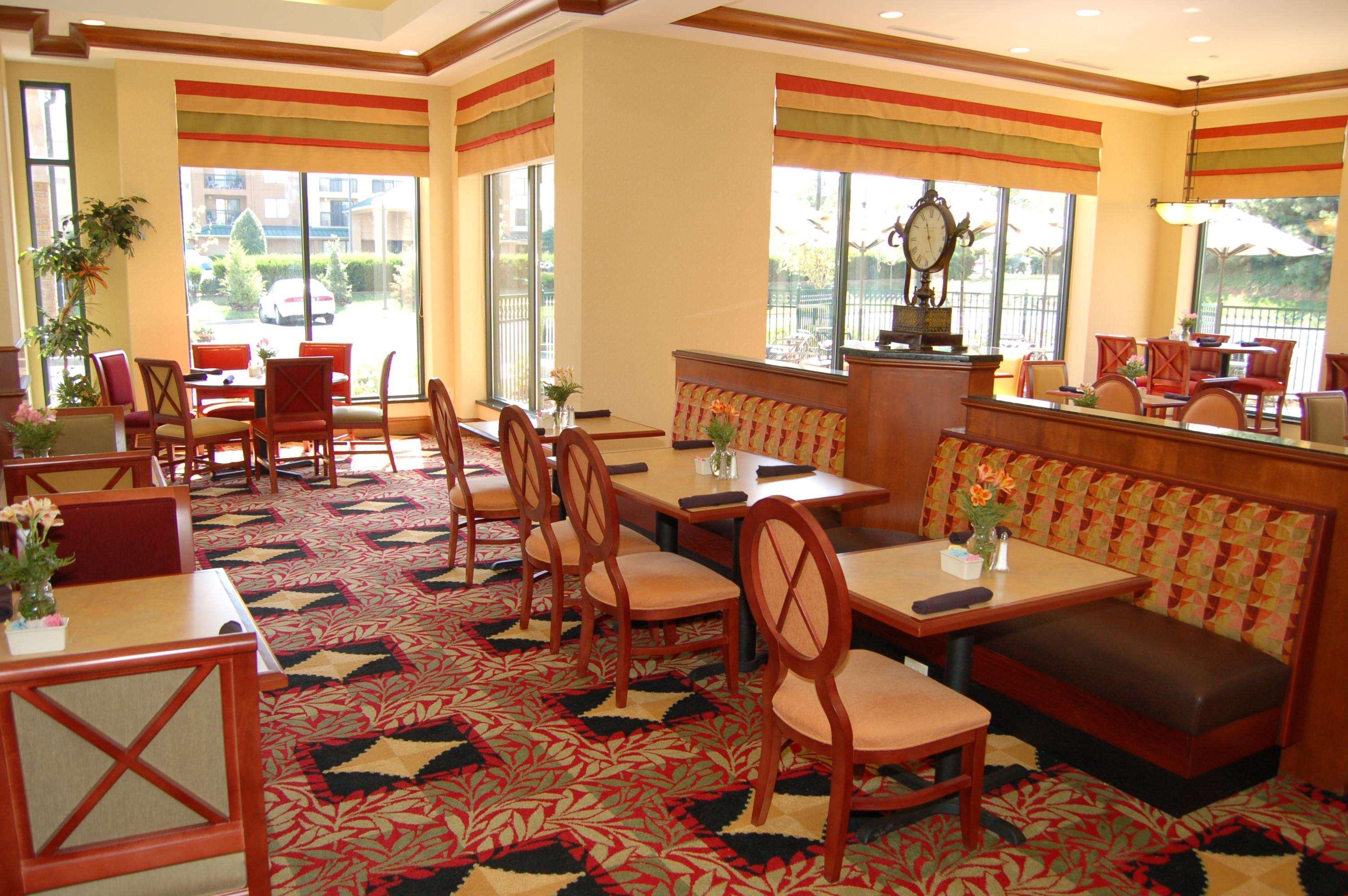 Hilton Garden Inn Bowling Green Restoran foto